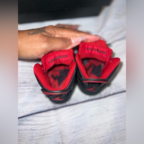 Air Jordan “Son Of Mars” Toddler Boys💙Gently worn. Like NEW! Limited Edition! - Picture 6 of 13